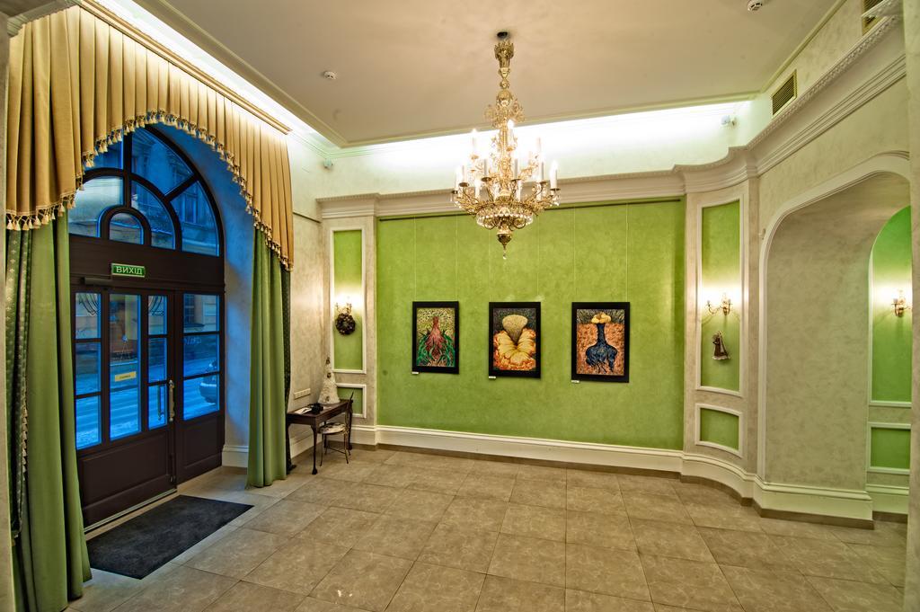 Hotel British Club Leopoli Esterno foto